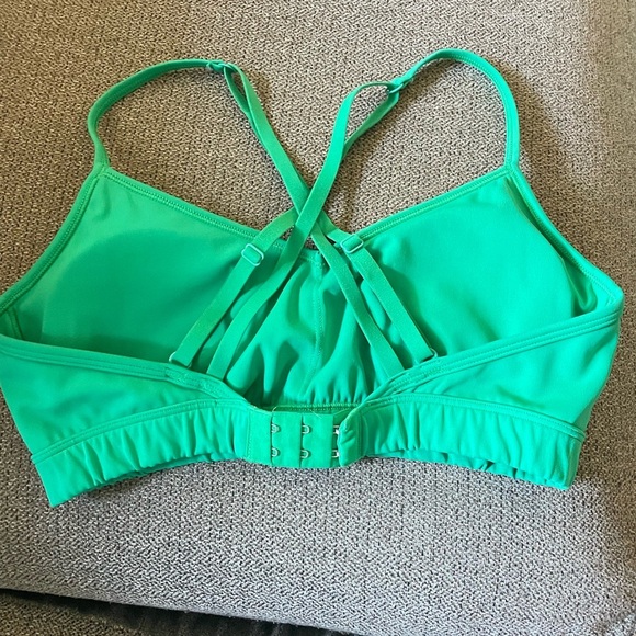 OFFLINE By Aerie Goals Ribbed Strappy Back Sports Bra M Green - Picture 4 of 6